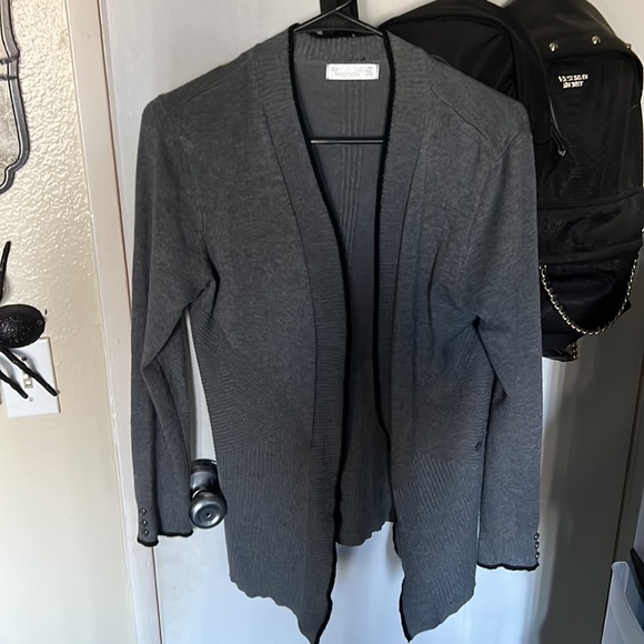 89th + Madison Cardigan - Picture 2 of 2